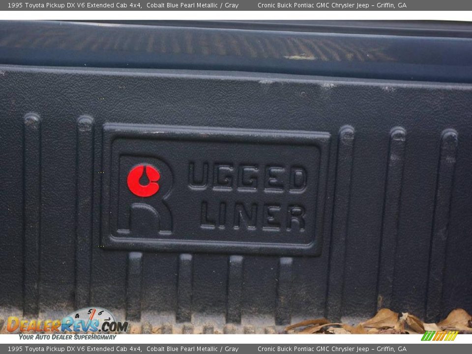 1995 Toyota Pickup DX V6 Extended Cab 4x4 Cobalt Blue Pearl Metallic / Gray Photo #13