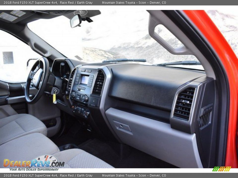 2018 Ford F150 XLT SuperCrew 4x4 Race Red / Earth Gray Photo #16