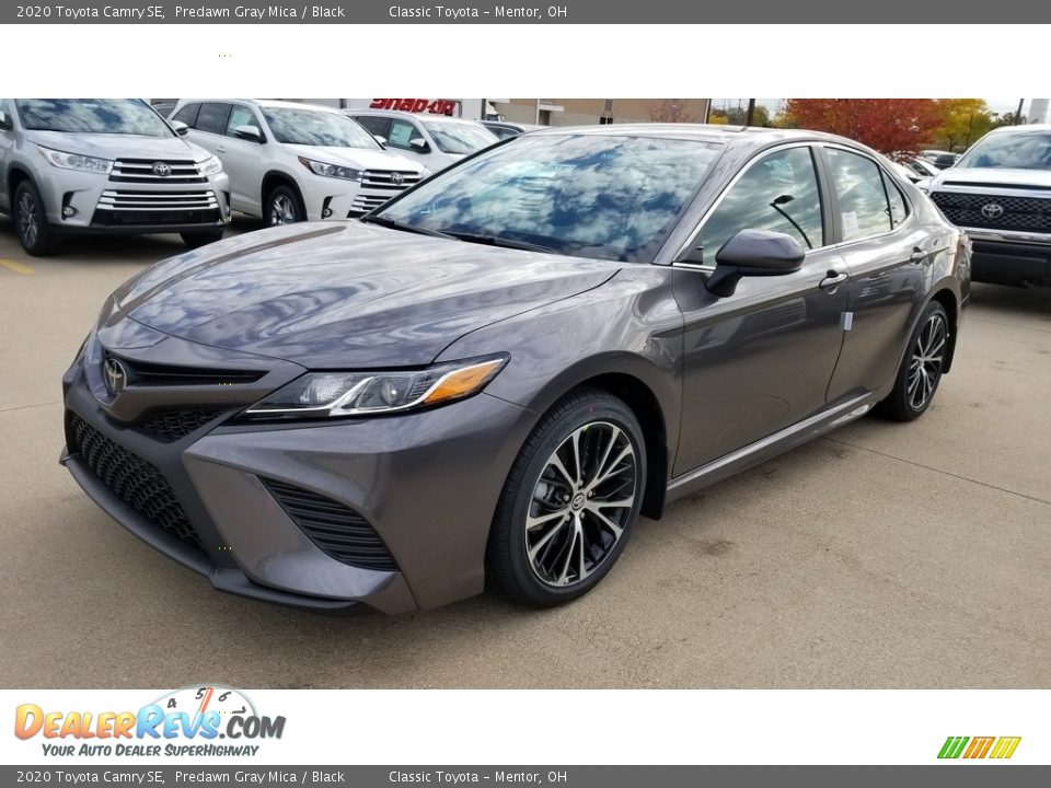 2020 Toyota Camry SE Predawn Gray Mica / Black Photo #1