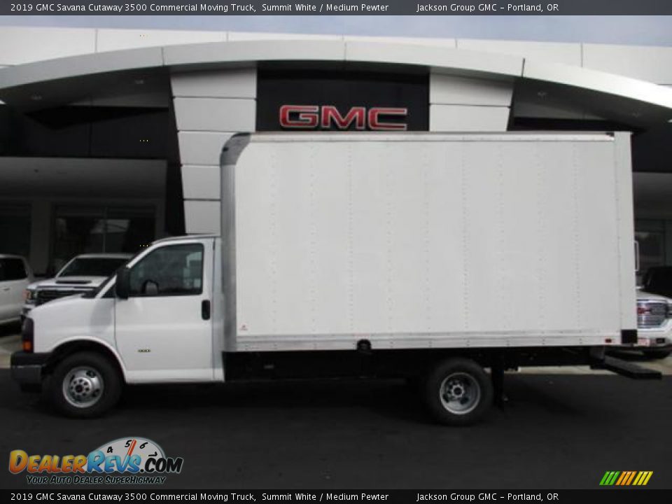 Summit White 2019 GMC Savana Cutaway 3500 Commercial Moving Truck Photo #2