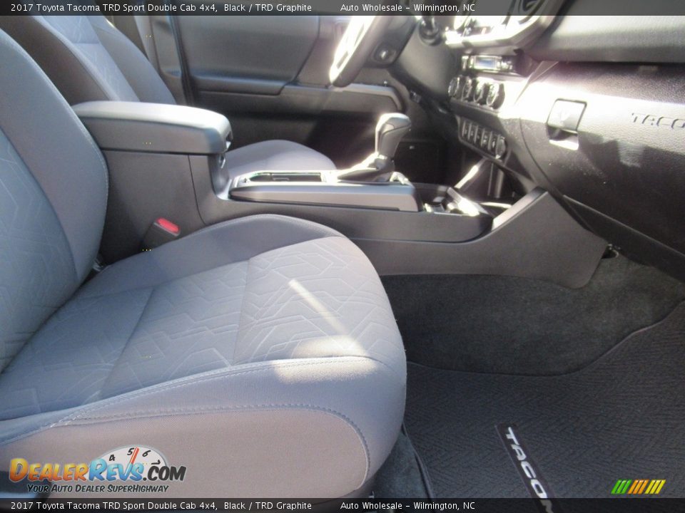 2017 Toyota Tacoma TRD Sport Double Cab 4x4 Black / TRD Graphite Photo #11