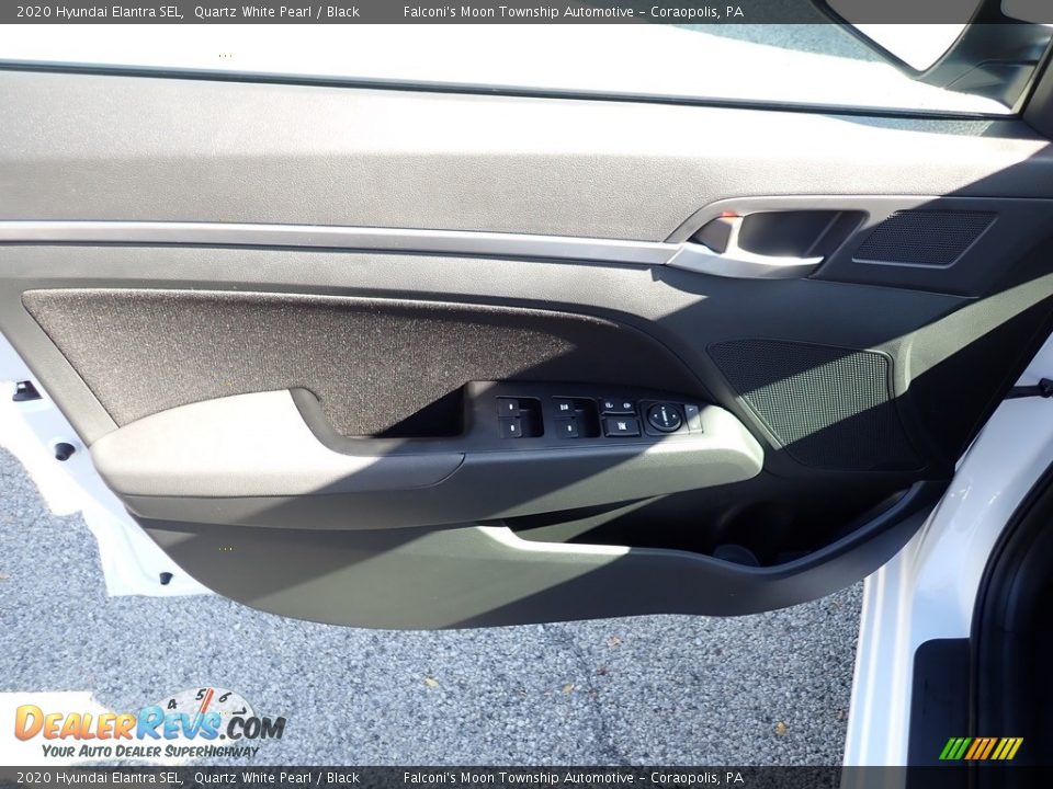 2020 Hyundai Elantra SEL Quartz White Pearl / Black Photo #10