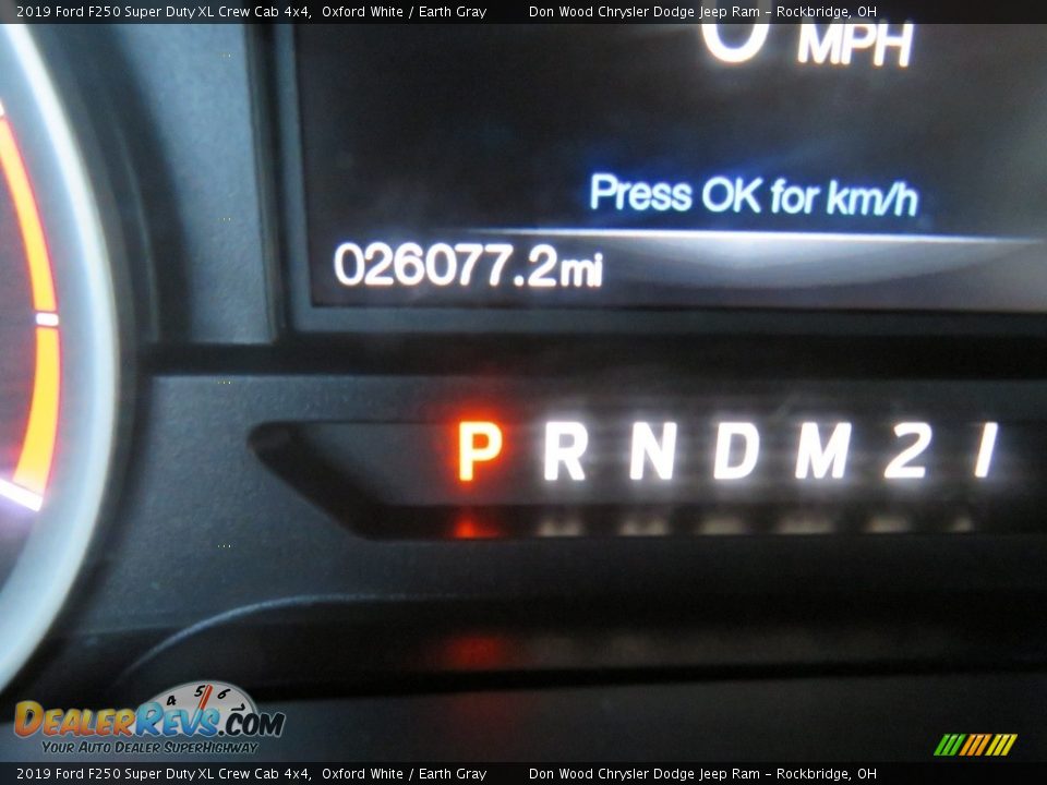 2019 Ford F250 Super Duty XL Crew Cab 4x4 Oxford White / Earth Gray Photo #33