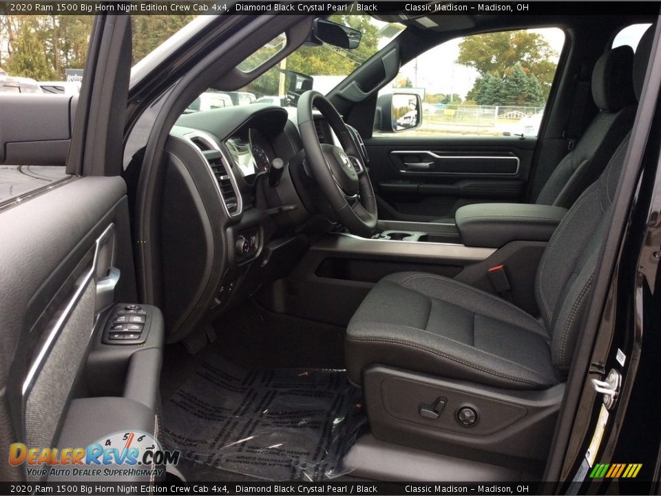 2020 Ram 1500 Big Horn Night Edition Crew Cab 4x4 Diamond Black Crystal Pearl / Black Photo #12