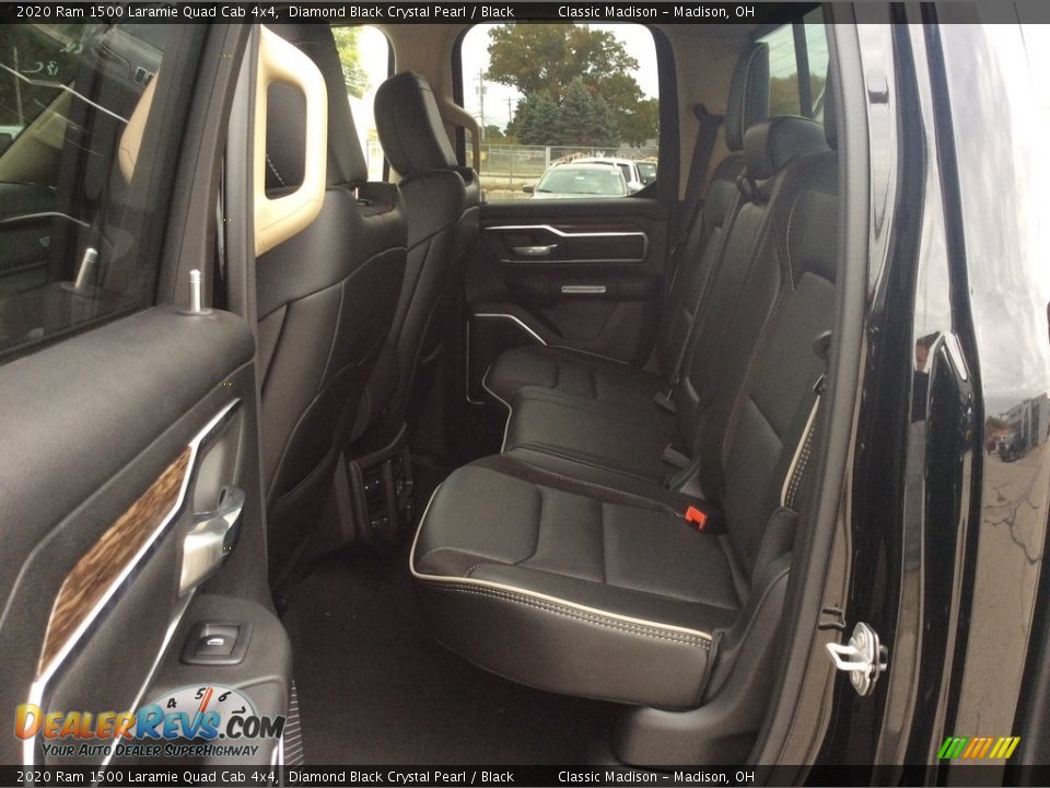 2020 Ram 1500 Laramie Quad Cab 4x4 Diamond Black Crystal Pearl / Black Photo #17