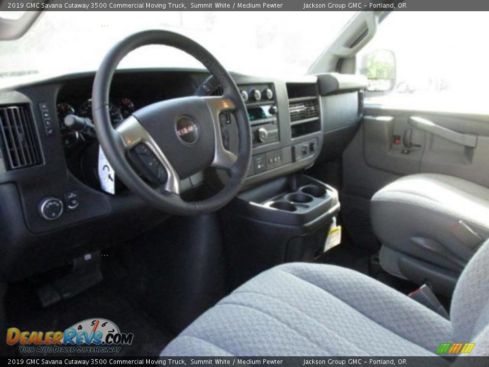 2019 GMC Savana Cutaway 3500 Commercial Moving Truck Summit White / Medium Pewter Photo #3
