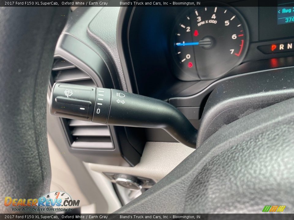 2017 Ford F150 XL SuperCab Oxford White / Earth Gray Photo #16