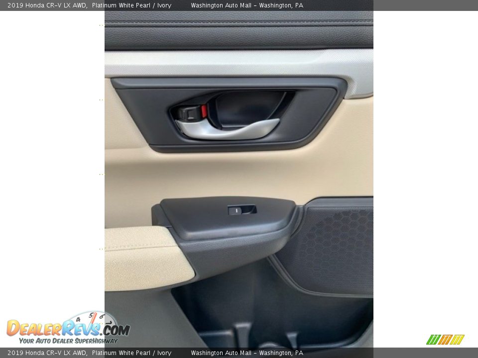 2019 Honda CR-V LX AWD Platinum White Pearl / Ivory Photo #17