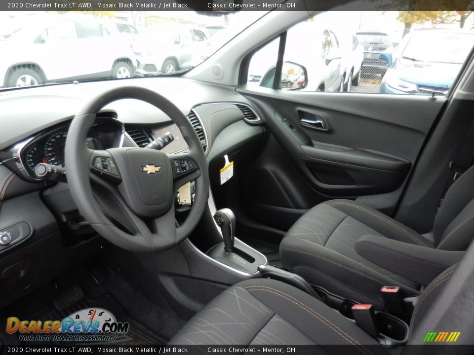 Front Seat of 2020 Chevrolet Trax LT AWD Photo #6