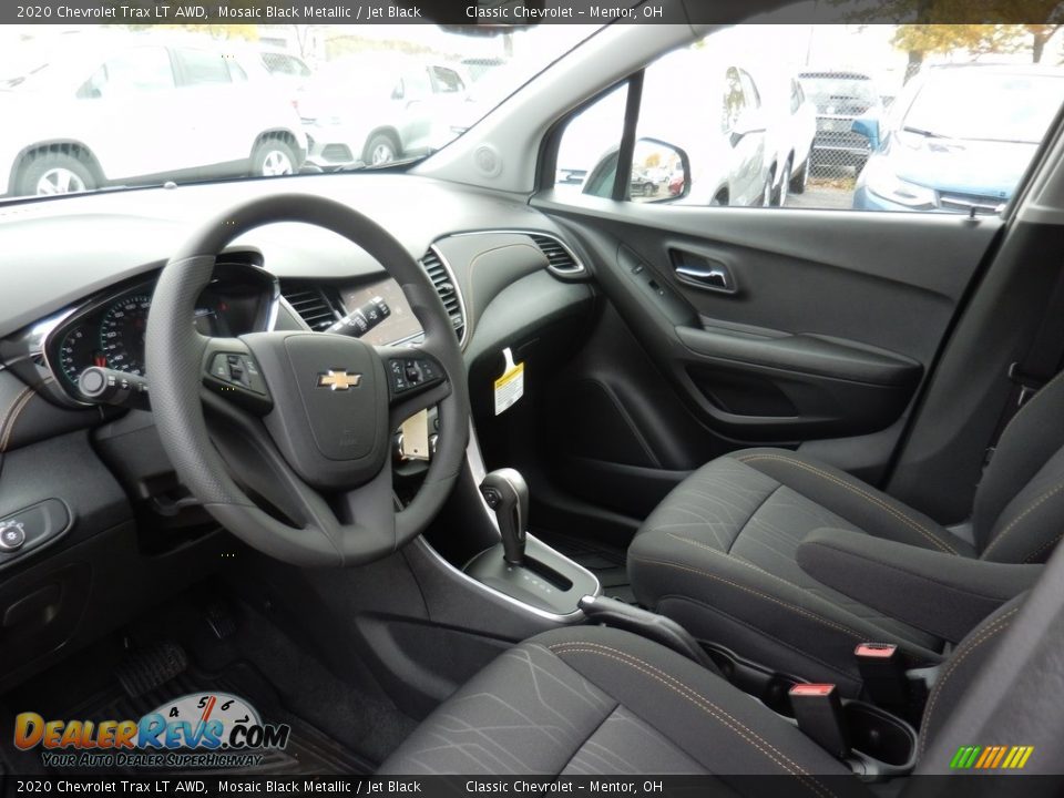 Front Seat of 2020 Chevrolet Trax LT AWD Photo #6