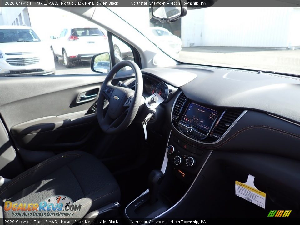 2020 Chevrolet Trax LS AWD Mosaic Black Metallic / Jet Black Photo #11
