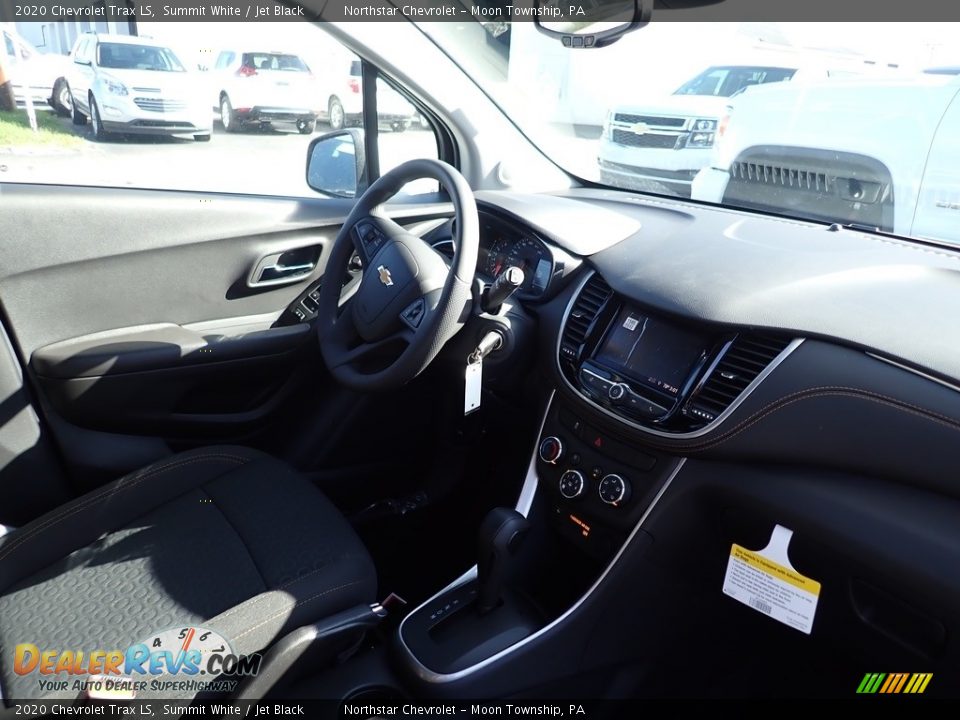 2020 Chevrolet Trax LS Summit White / Jet Black Photo #10