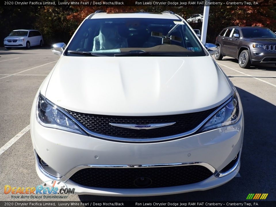 2020 Chrysler Pacifica Limited Luxury White Pearl / Deep Mocha/Black Photo #7