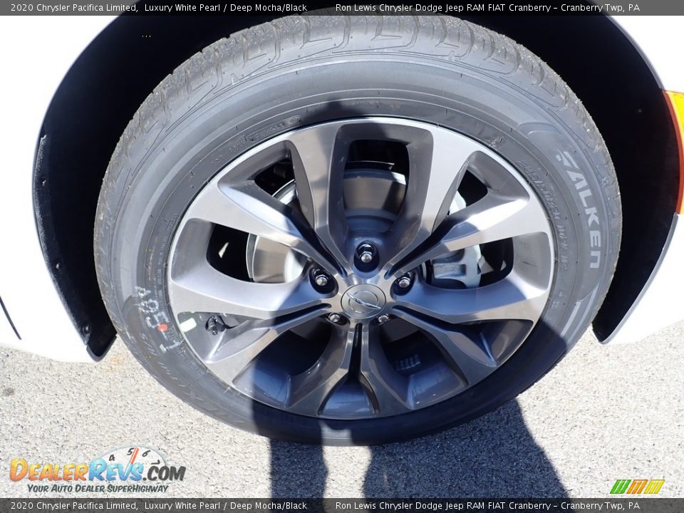 2020 Chrysler Pacifica Limited Luxury White Pearl / Deep Mocha/Black Photo #8