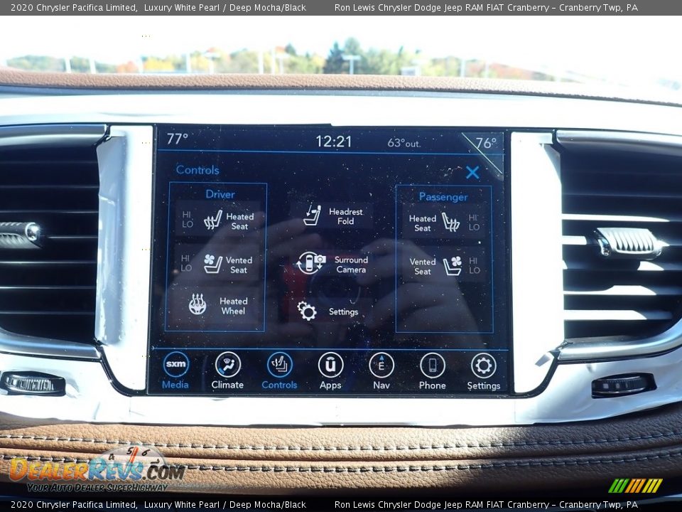 2020 Chrysler Pacifica Limited Luxury White Pearl / Deep Mocha/Black Photo #20