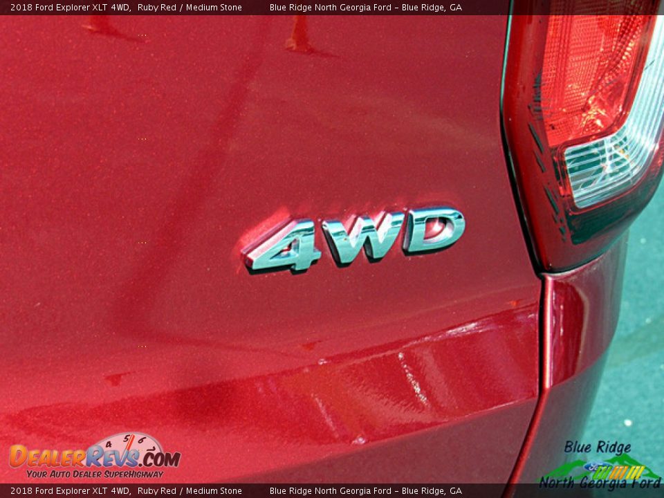 2018 Ford Explorer XLT 4WD Ruby Red / Medium Stone Photo #36