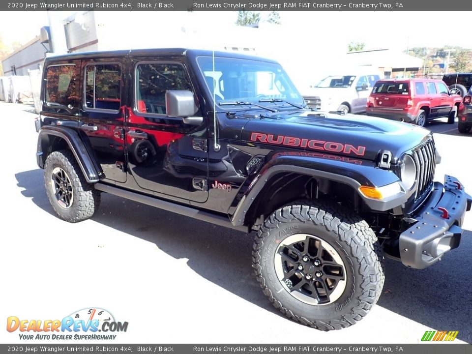 Front 3/4 View of 2020 Jeep Wrangler Unlimited Rubicon 4x4 Photo #6