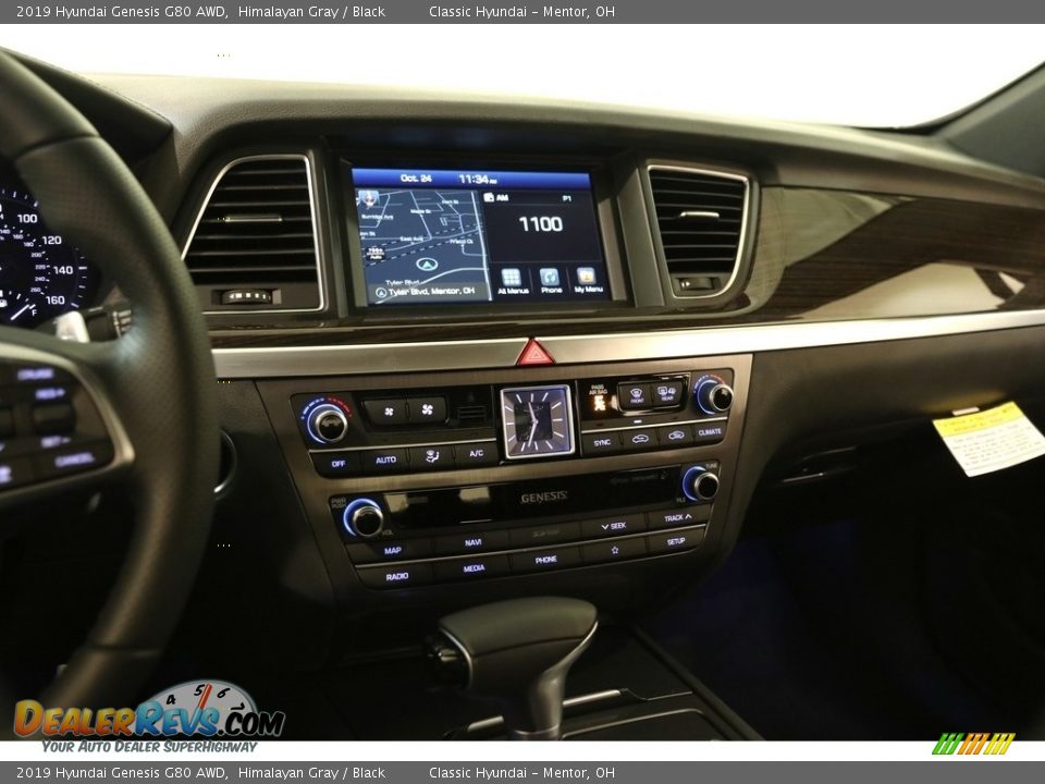 Dashboard of 2019 Hyundai Genesis G80 AWD Photo #9