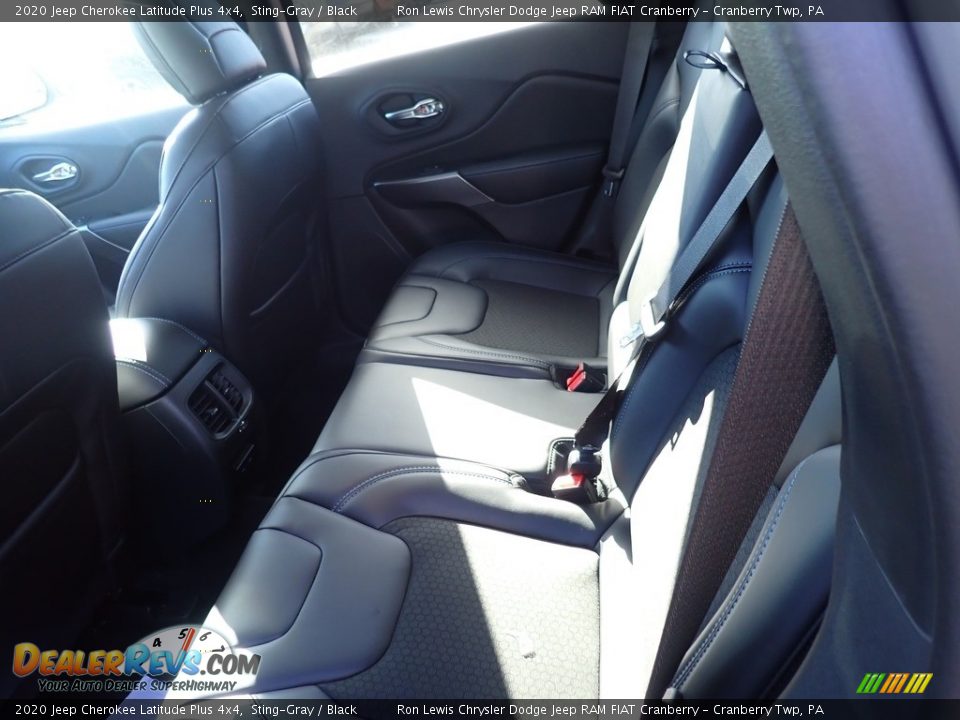 2020 Jeep Cherokee Latitude Plus 4x4 Sting-Gray / Black Photo #12