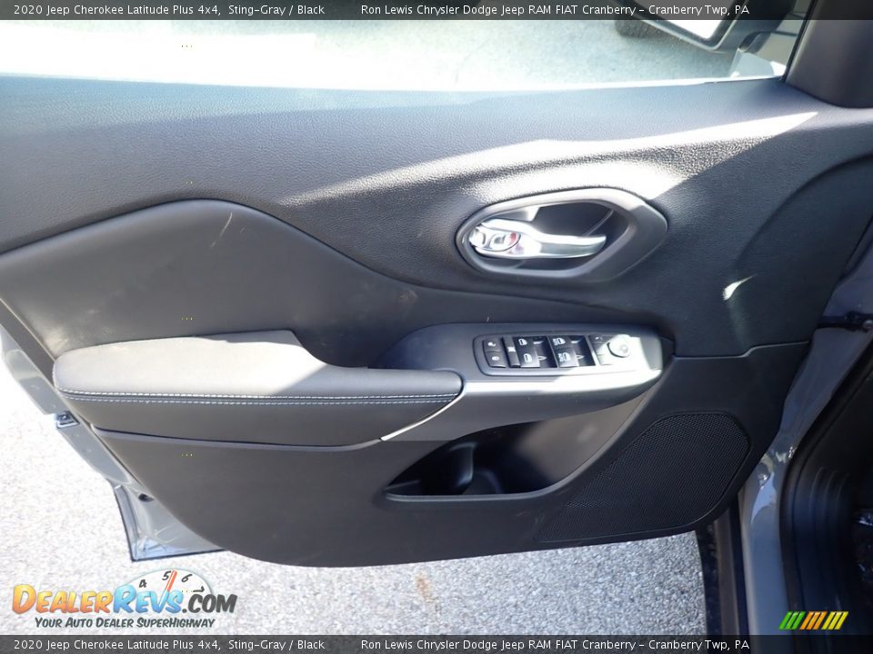 2020 Jeep Cherokee Latitude Plus 4x4 Sting-Gray / Black Photo #13
