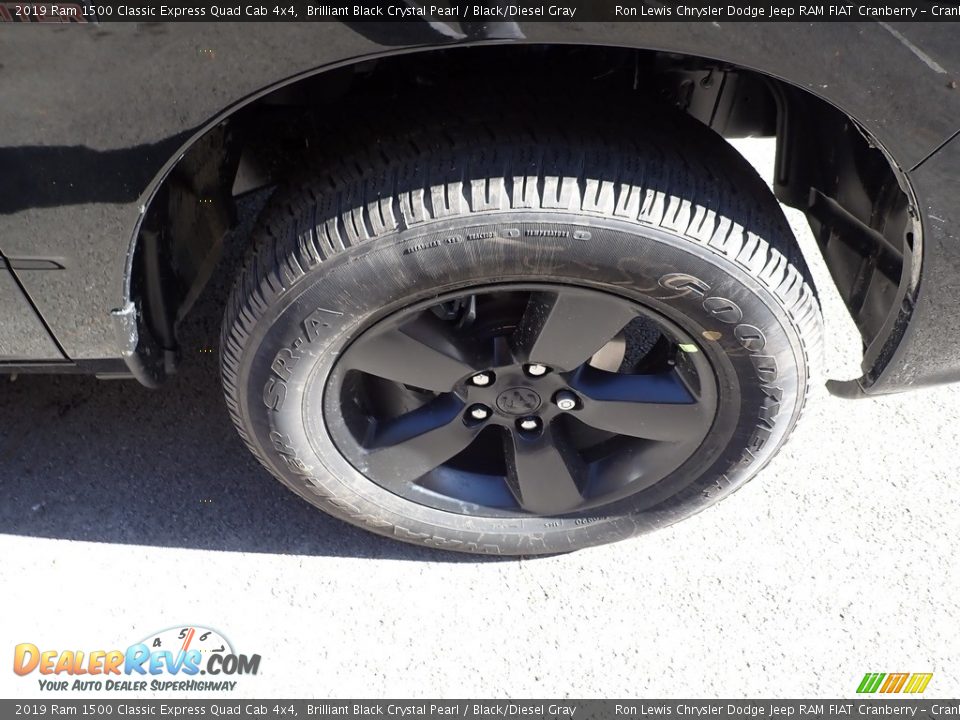 2019 Ram 1500 Classic Express Quad Cab 4x4 Brilliant Black Crystal Pearl / Black/Diesel Gray Photo #10