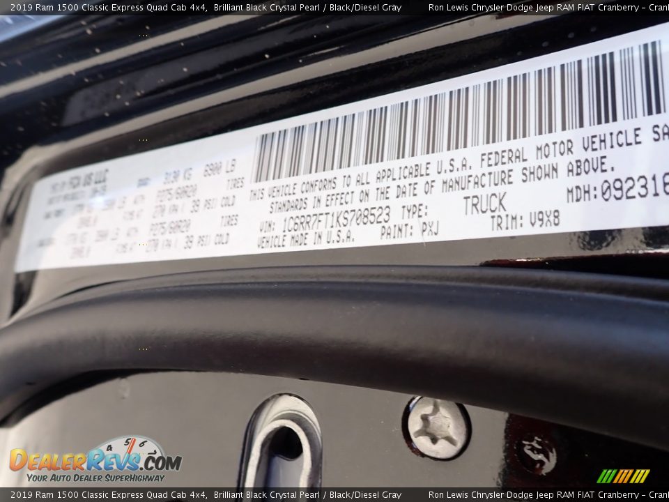 2019 Ram 1500 Classic Express Quad Cab 4x4 Brilliant Black Crystal Pearl / Black/Diesel Gray Photo #16