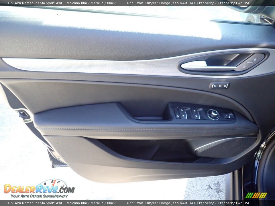 2019 Alfa Romeo Stelvio Sport AWD Volcano Black Metallic / Black Photo #18