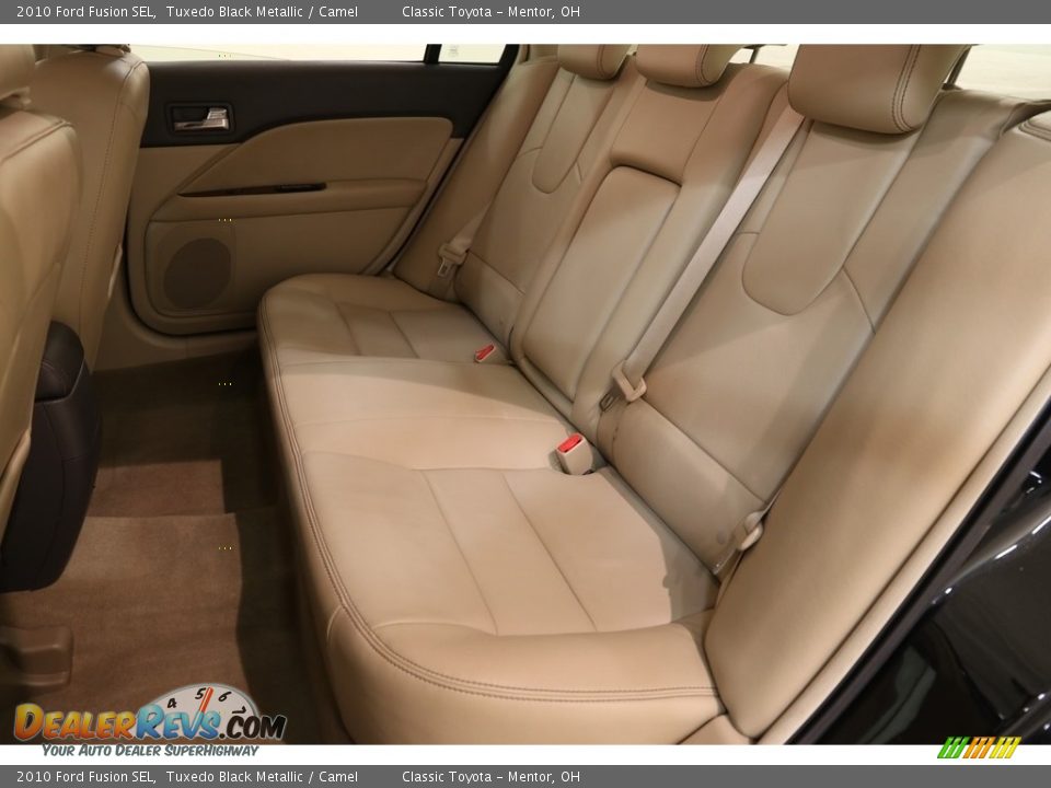 2010 Ford Fusion SEL Tuxedo Black Metallic / Camel Photo #17