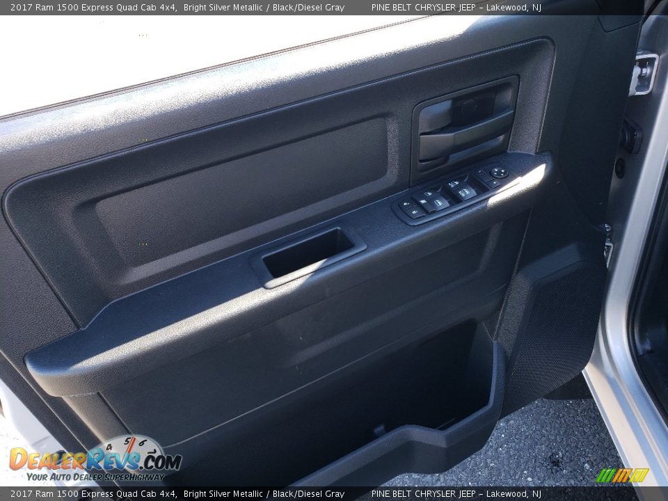 2017 Ram 1500 Express Quad Cab 4x4 Bright Silver Metallic / Black/Diesel Gray Photo #23