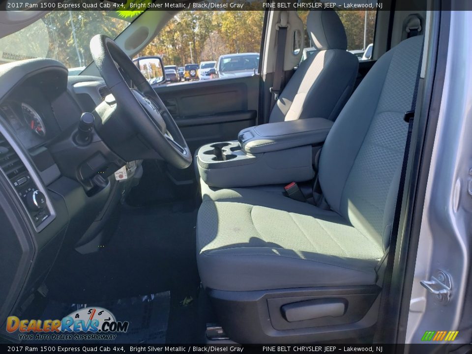 2017 Ram 1500 Express Quad Cab 4x4 Bright Silver Metallic / Black/Diesel Gray Photo #25
