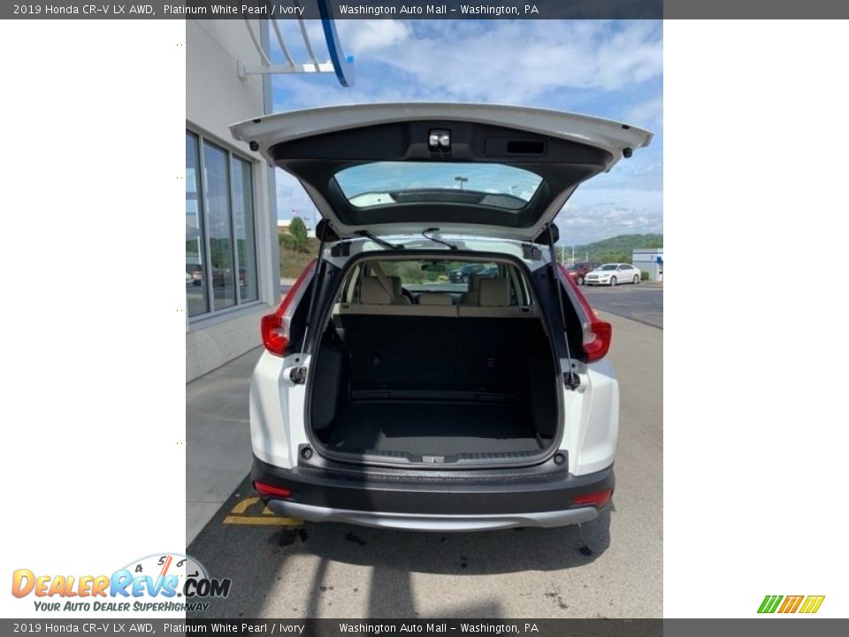2019 Honda CR-V LX AWD Platinum White Pearl / Ivory Photo #20