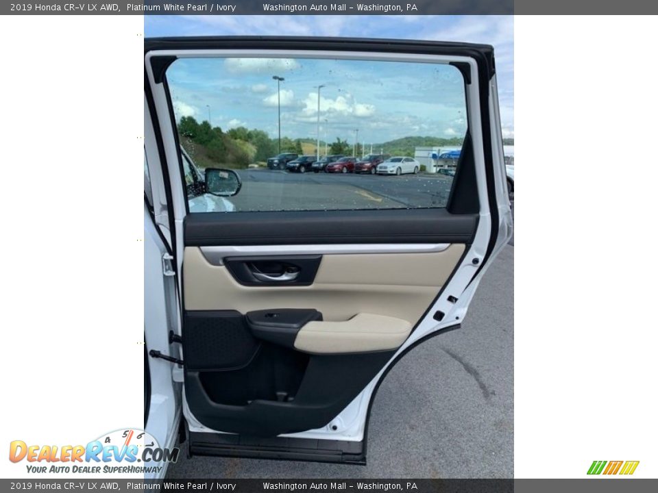 2019 Honda CR-V LX AWD Platinum White Pearl / Ivory Photo #23