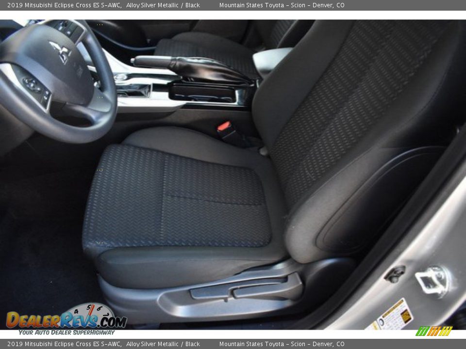 Front Seat of 2019 Mitsubishi Eclipse Cross ES S-AWC Photo #11