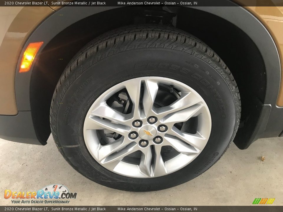 2020 Chevrolet Blazer LT Wheel Photo #8