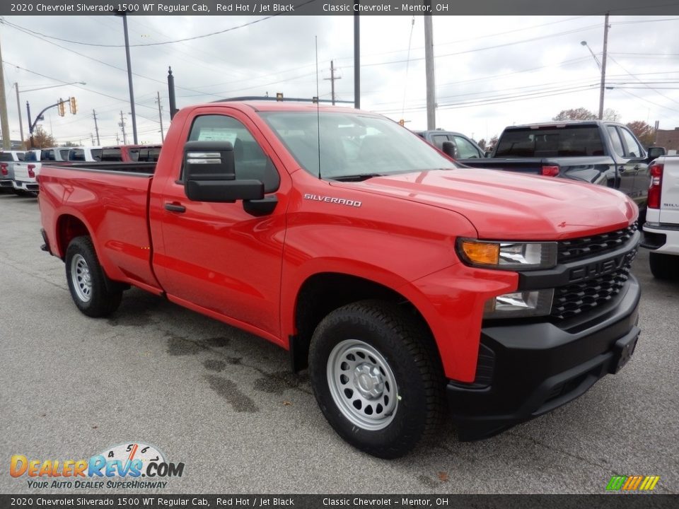 Front 3/4 View of 2020 Chevrolet Silverado 1500 WT Regular Cab Photo #3