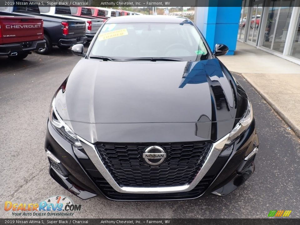2019 Nissan Altima S Super Black / Charcoal Photo #9