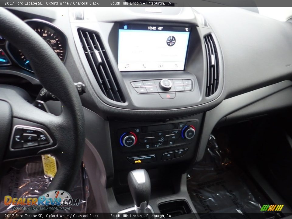 2017 Ford Escape SE Oxford White / Charcoal Black Photo #22