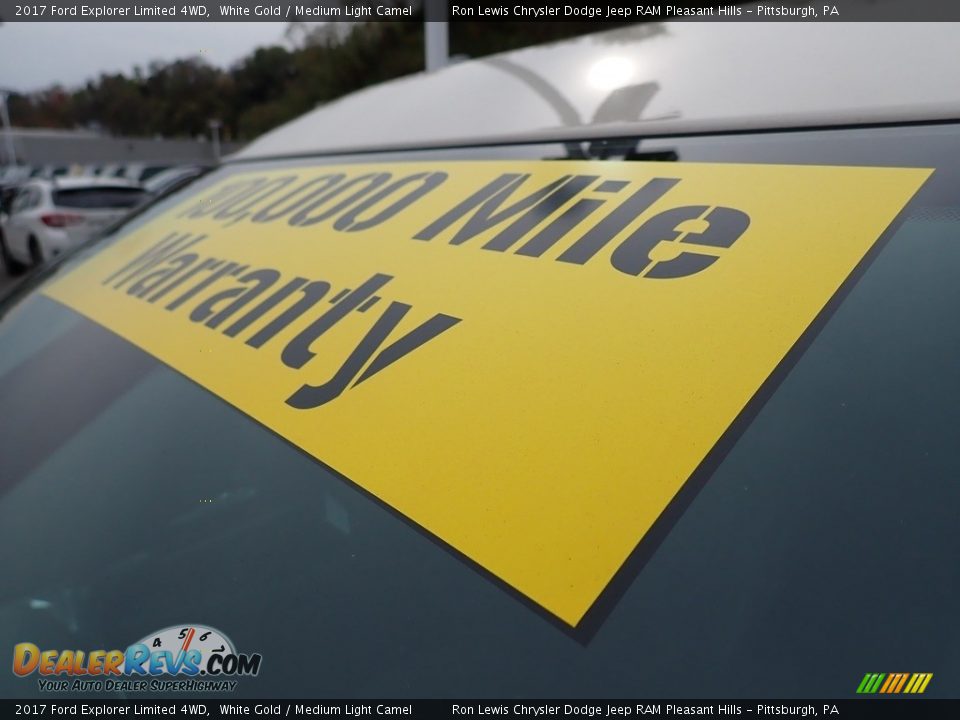 2017 Ford Explorer Limited 4WD White Gold / Medium Light Camel Photo #11