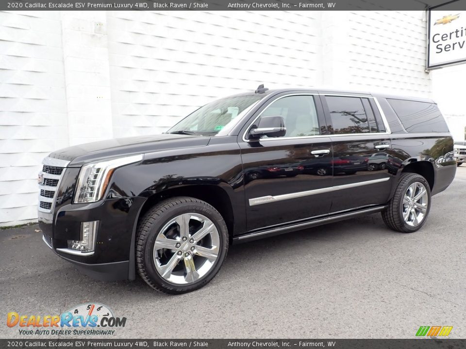 Front 3/4 View of 2020 Cadillac Escalade ESV Premium Luxury 4WD Photo #2