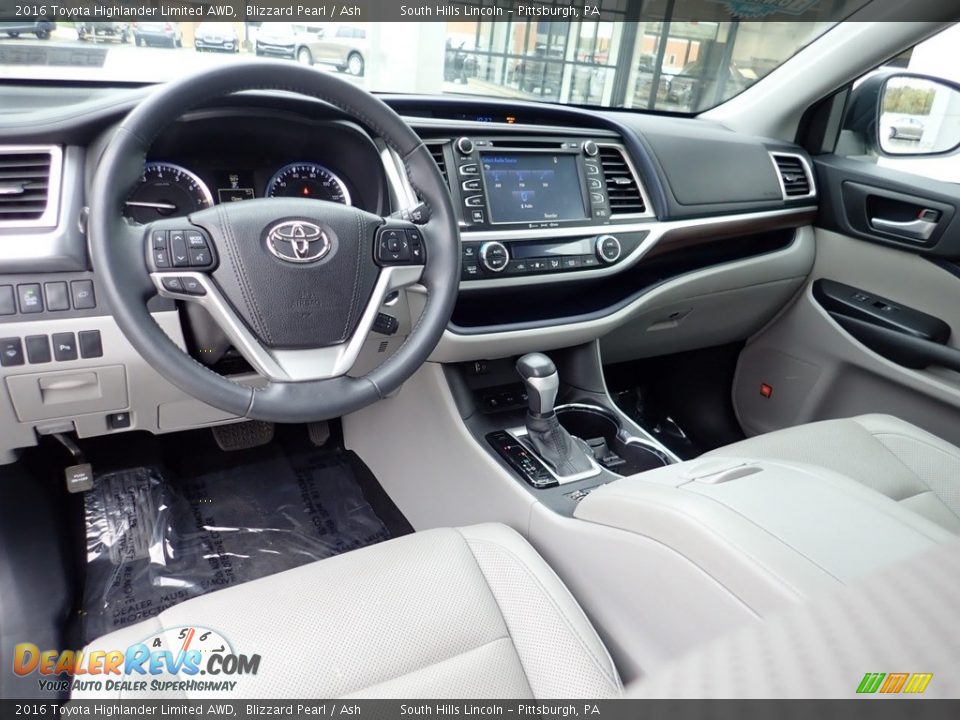 2016 Toyota Highlander Limited AWD Blizzard Pearl / Ash Photo #18