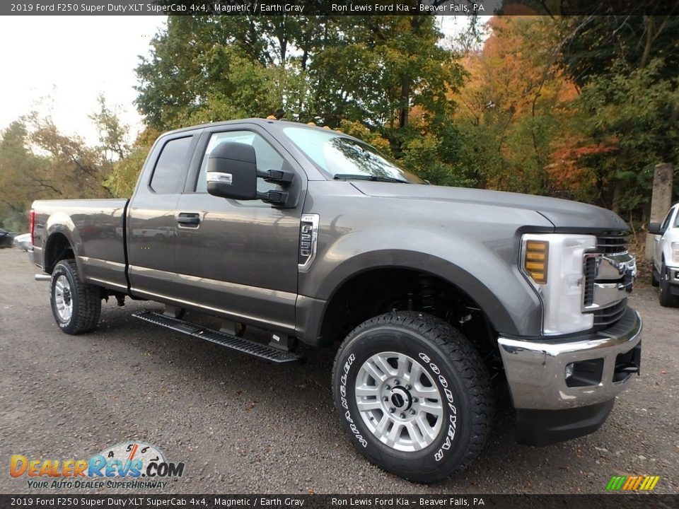 2019 Ford F250 Super Duty XLT SuperCab 4x4 Magnetic / Earth Gray Photo #8