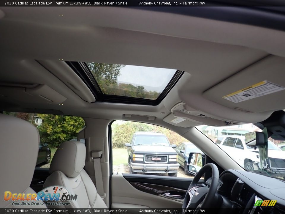 Sunroof of 2020 Cadillac Escalade ESV Premium Luxury 4WD Photo #11