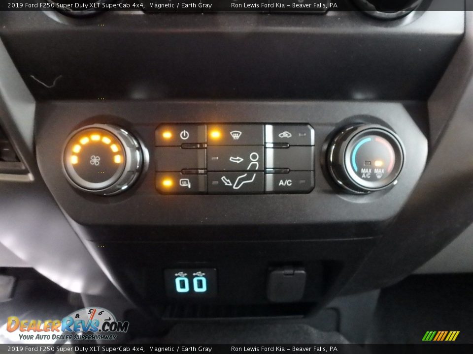 2019 Ford F250 Super Duty XLT SuperCab 4x4 Magnetic / Earth Gray Photo #19