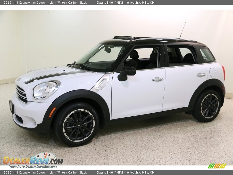 2016 Mini Countryman Cooper Light White / Carbon Black Photo #3