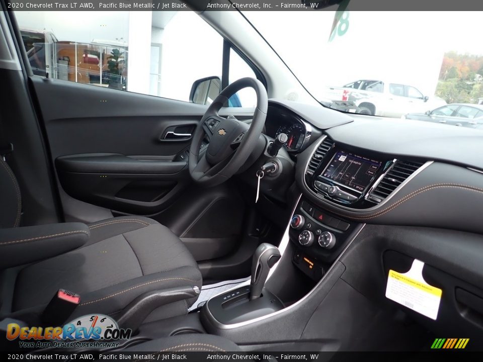 2020 Chevrolet Trax LT AWD Pacific Blue Metallic / Jet Black Photo #11