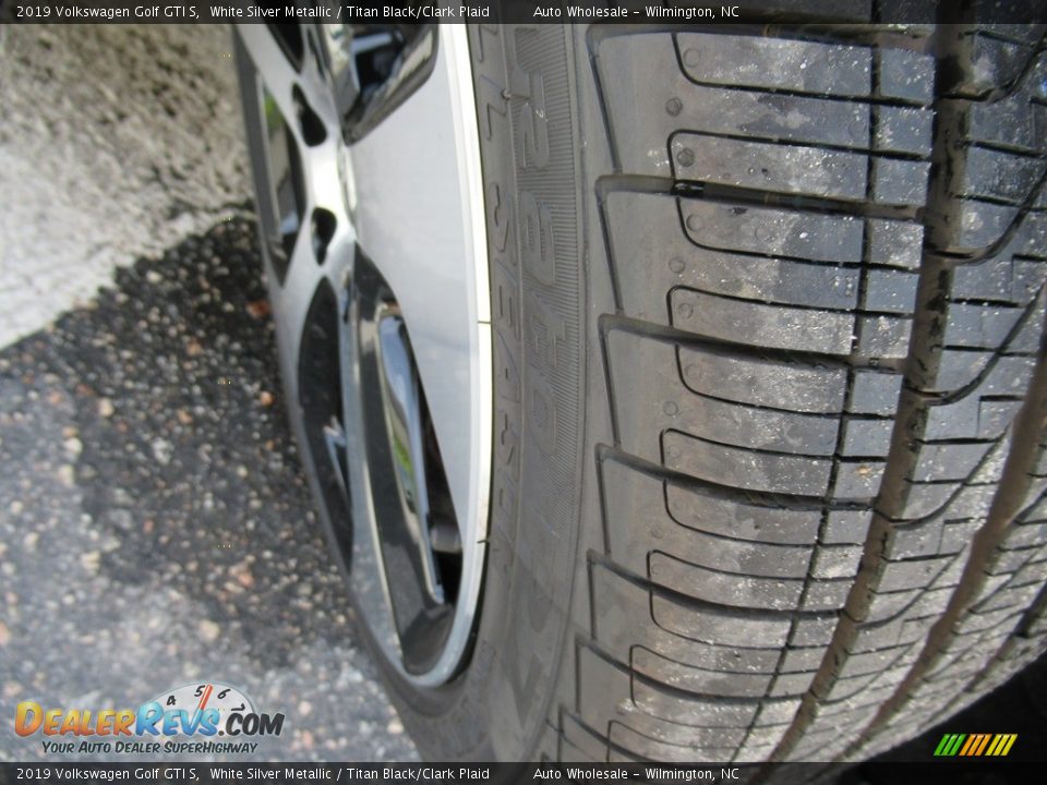 2019 Volkswagen Golf GTI S White Silver Metallic / Titan Black/Clark Plaid Photo #8