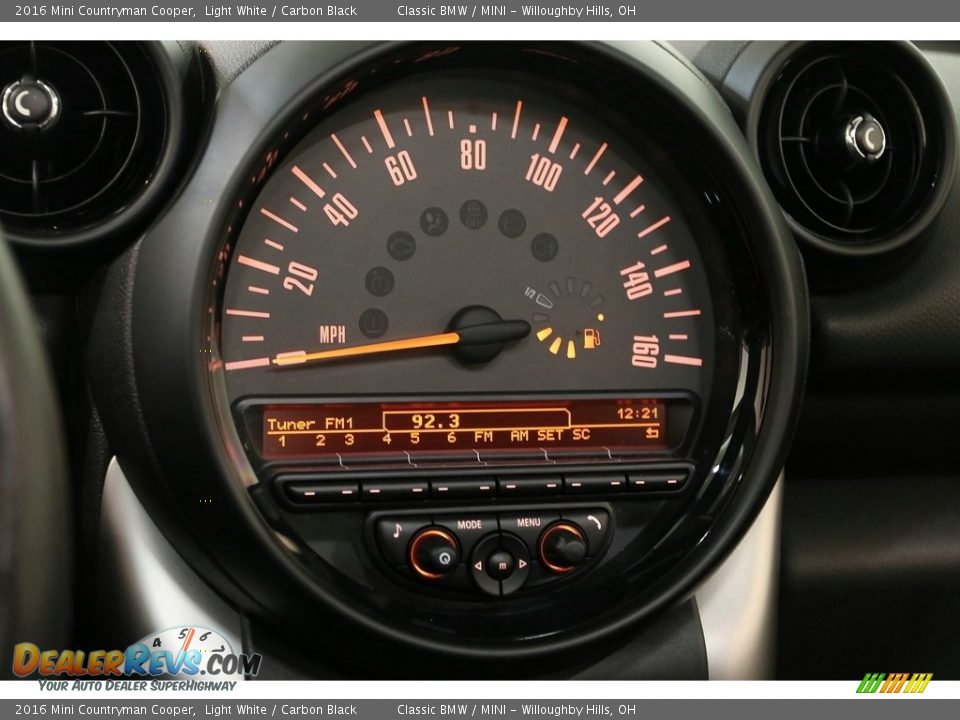 2016 Mini Countryman Cooper Light White / Carbon Black Photo #9
