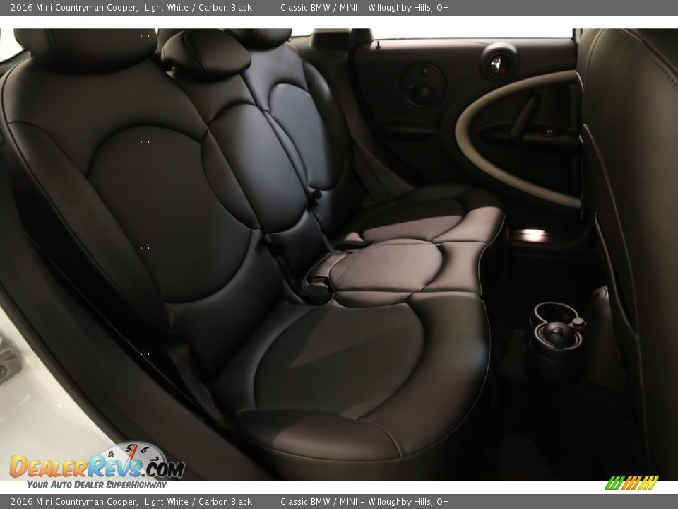 2016 Mini Countryman Cooper Light White / Carbon Black Photo #13