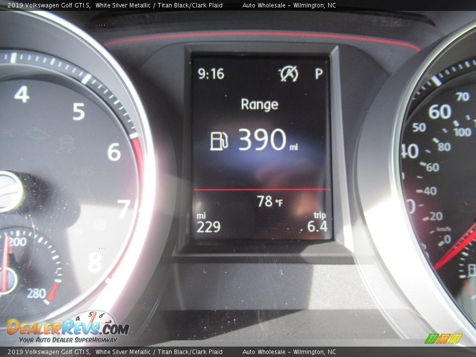 2019 Volkswagen Golf GTI S White Silver Metallic / Titan Black/Clark Plaid Photo #15