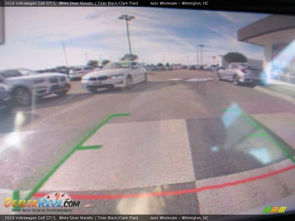 2019 Volkswagen Golf GTI S White Silver Metallic / Titan Black/Clark Plaid Photo #18